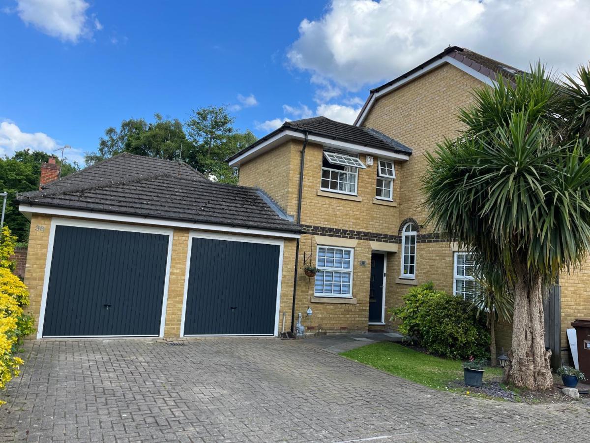 Bed and Breakfast Sleepneat Ascot  Esterno foto