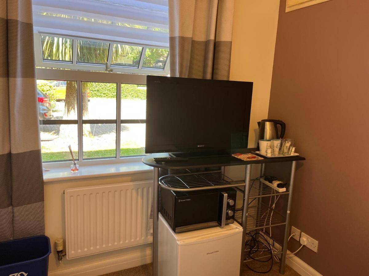 Bed and Breakfast Sleepneat Ascot  Esterno foto