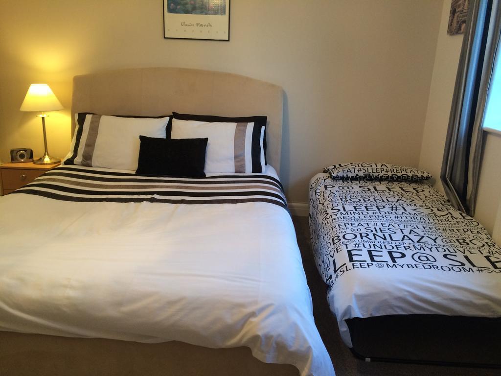 Bed and Breakfast Sleepneat Ascot  Esterno foto