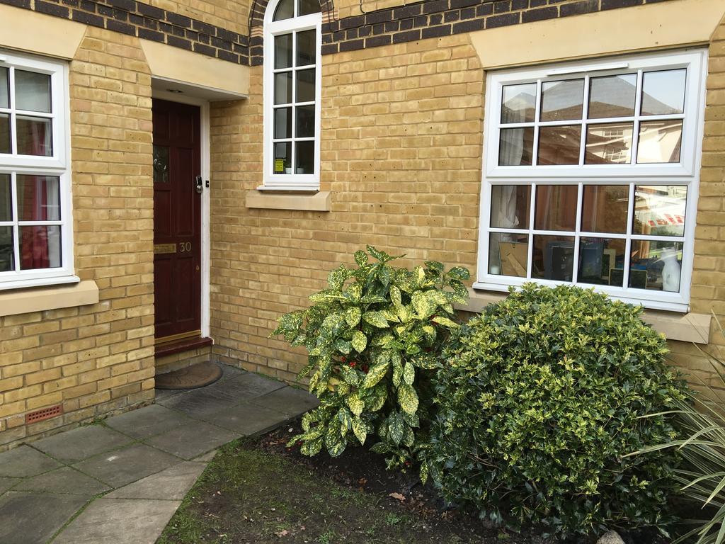 Bed and Breakfast Sleepneat Ascot  Esterno foto