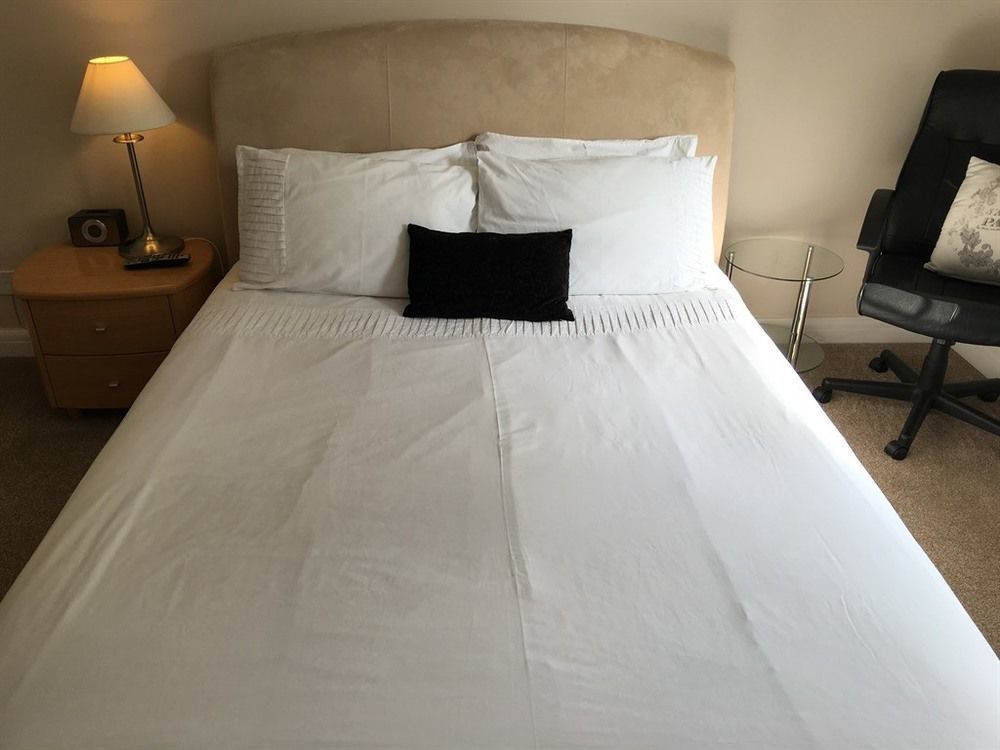 Bed and Breakfast Sleepneat Ascot  Esterno foto